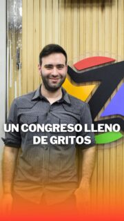 🗣️ “Vamos a tener una Cámara particular, con mucho movimiento.”

🔴@emma.boente pasó por #CódigodeBarras y habló sobre la jura de los nuevos diputados en Congreso.

📍El politólogo se refirió al evento como vergonzoso por todos los gritos y comentarios polémicos que se dijeron los diputados. 

#Diputados #CamaraDiputados #Congreso