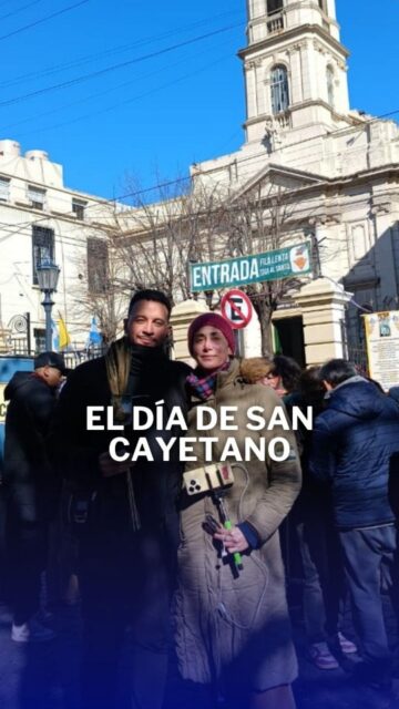 ✝️En el día de #SanCayetano fuimos al Santuario en Liniers a preguntarle a los fieles por el Santo del trabajo 

⛪En este nuevo pase de Turno Mañana recorrimos las calles junto a los seguidores que se congrearon desde tempranas horas de este viernes para formar parte de la importante misa de San Cayetano 

🔴Encontrá el móvil completo en Youtube ¡No te lo pierdas!

#sancayetano #diasancayetano #misa #liniers