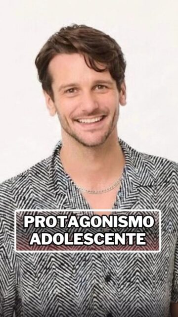 ¿Cómo surge un festival de teatro adolescente a escala mundial? 🌎🎭

Pasó por los micrófonos de Circo Urbano, Diego Schmukler @diekler subdirector de "Vamos que Venimos" @vqvmundial para contarnos el origen de esta propuesta única donde lxs adolescentes toman el escenario principal.

🎙️ Mirá la nota, descubrí la propuesta del festival y sumate a la comunidad.

📲 Mencioná en los comentarios a esa persona apasionada por el teatro que tiene que enterarse de esto.

#CircoUrbano #FrecuenciaZero #VQVMundial #TeatroIndependiente #CulturaAdolescente Radio