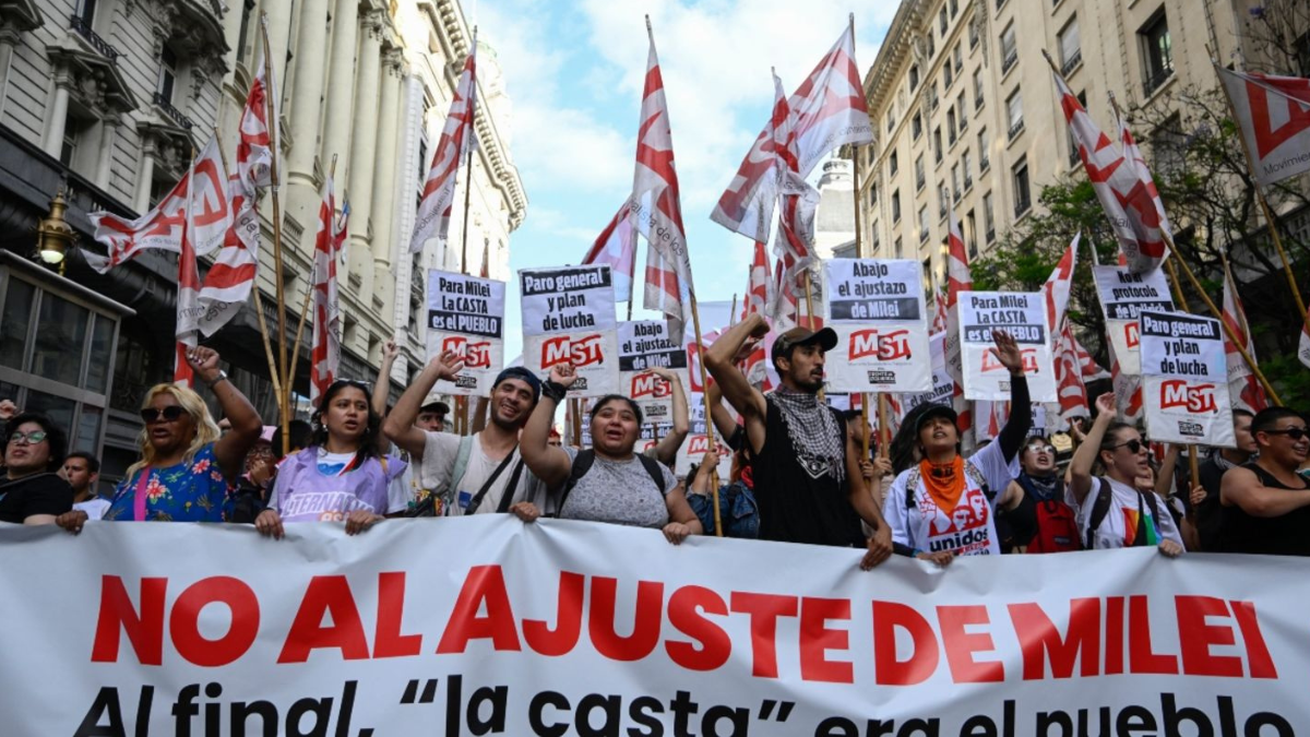 Polémica por la regulación del derecho de huelga