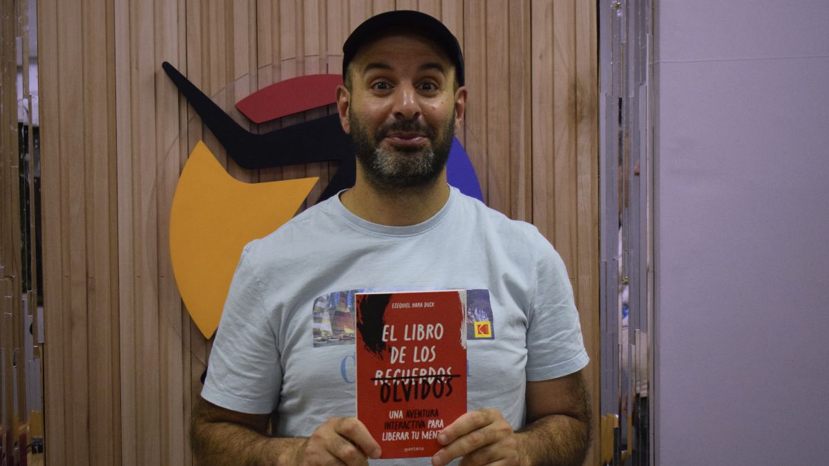 Una invitación a olvidar para conocerse