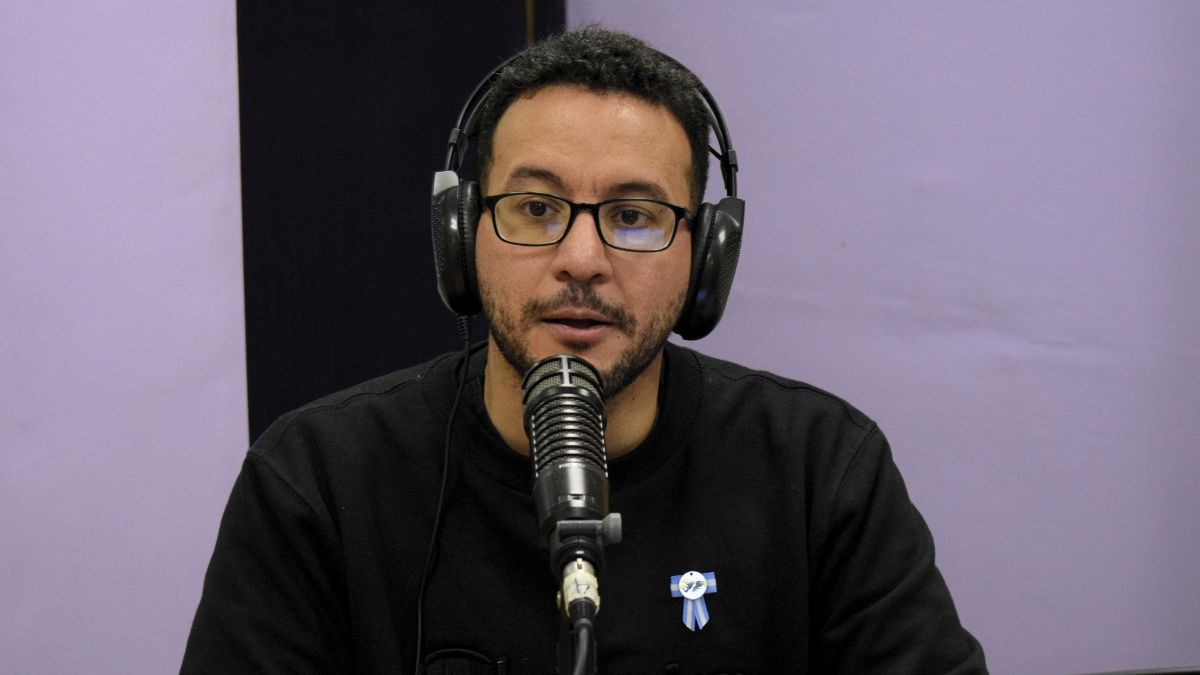 Tensión en la trama libertaria entre cascadas, silencio y poder
