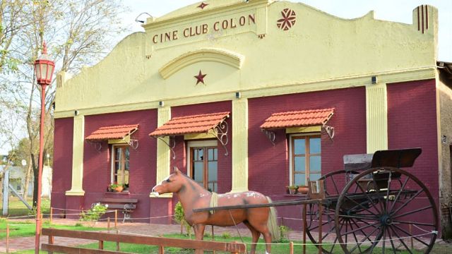 Cine Club Colón 2 opt