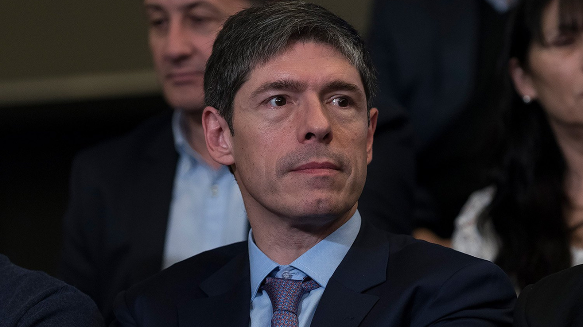 Abal Medina apunta a urbanizar los barrios populares desde la Legislatura Porteña