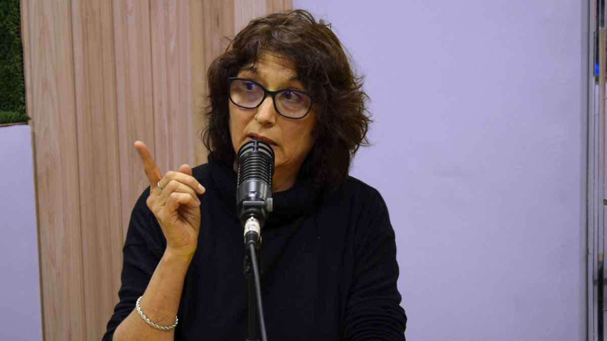 Paola Vinci presenta su primera novela "D'Impunes"