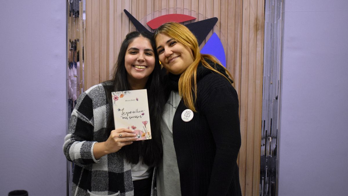 Buscamos lo que callan las sonrisas